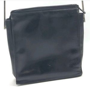 Gucci Vintage Black Leather Handbag.